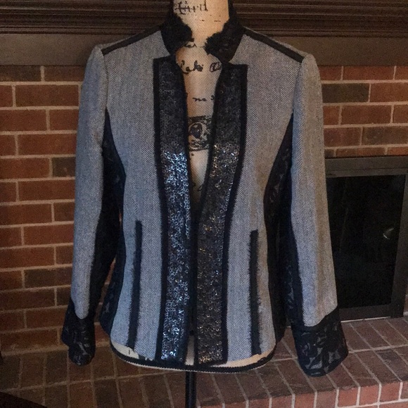 White House Black Market Jackets & Blazers - 🖤The most beautiful WHBM blazer🖤